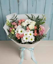 Букет цветов из:  Розы, Лизиантусы и Хризантемы в Биробиджане