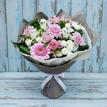 Букет цветов из:  Герберы, Альстромерии и Хризантемы в Биробиджане