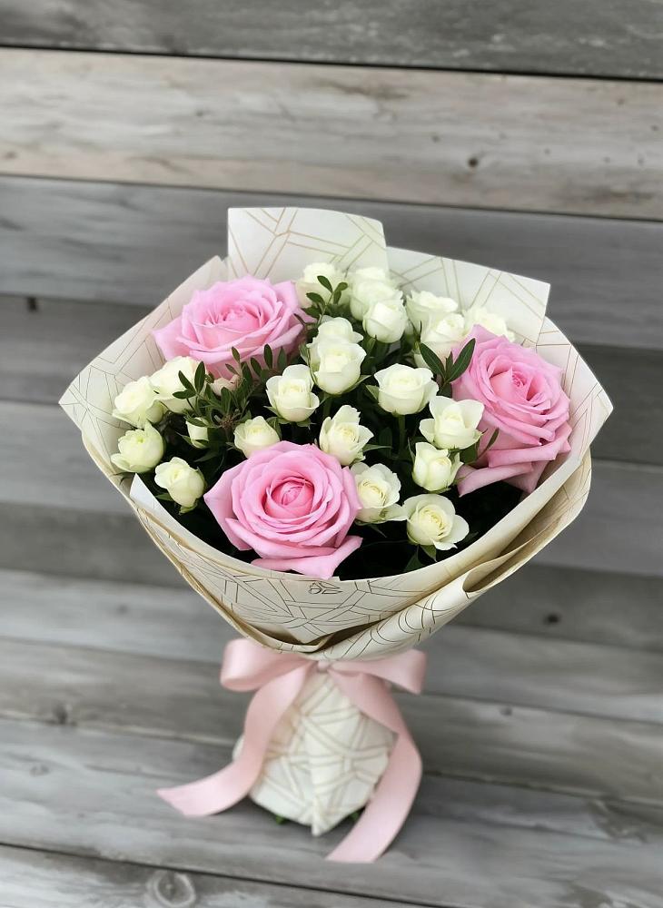 Букет цветов из: Розы в Биробиджане