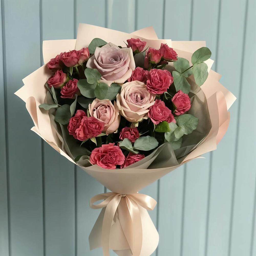 Букет цветов из: Гвоздики и Розы в Биробиджане