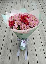 Букет цветов из:  Альстромерии в Биробиджане