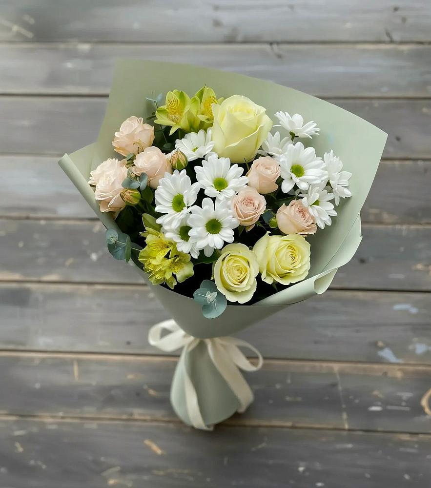 Букет цветов из: Альстромерии, Розы и Хризантемы в Биробиджане