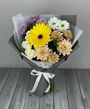 Букет цветов из:  Розы, Герберы и Хризантемы в Биробиджане