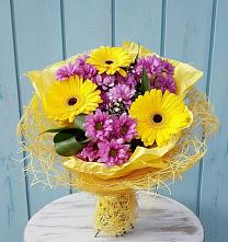 Букет цветов из:  Хризантемы и Герберы в Биробиджане