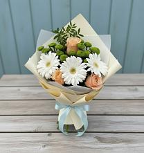 Букет цветов из:  Герберы, Розы и Хризантемы в Биробиджане